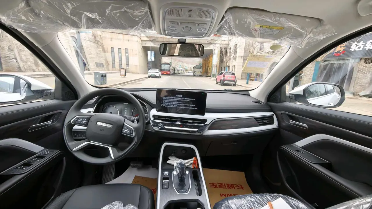 Haval 2025 H6 1.5T National Tide City Edition Automatic Gear 5