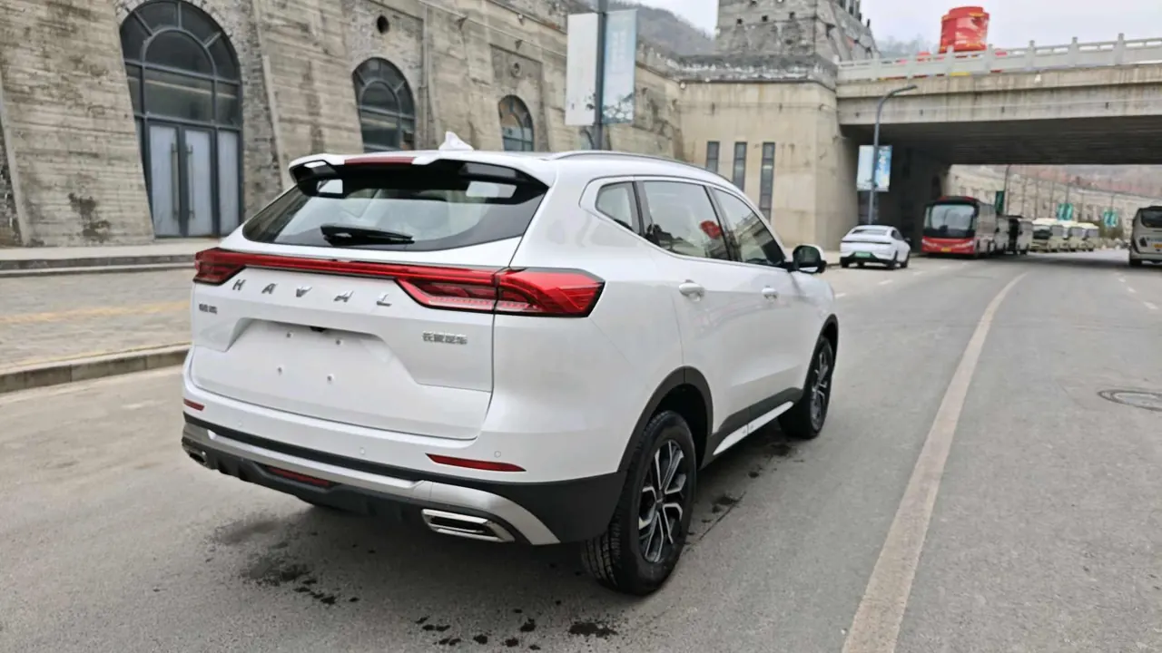 Haval 2025 H6 1.5T National Tide City Edition Automatic Gear 9
