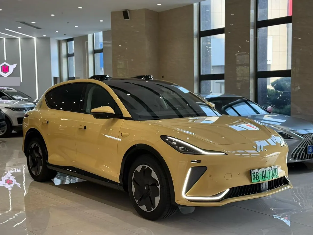 IM 2023 IM LS 7 100kWh Lux Rear Drive Automatic Gear 3