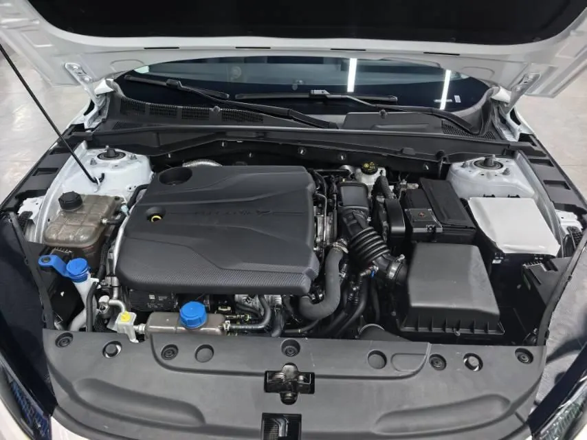 ChangAn 2024 Yidong 1.5TGDI Honorable Automatic Gear 9