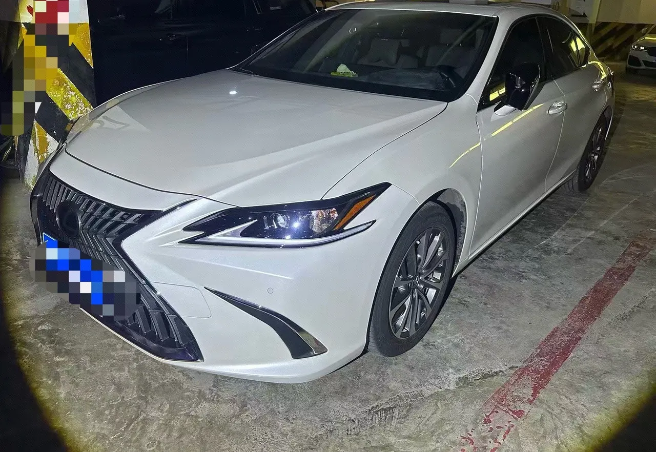 Open image lightbox: Lexus ES (Imported) 2024 ES200 2.0 Stepless Edition Automatic Gear
