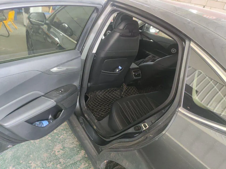 ChangAn 2024 Yidong 1.5TGDI Flagship Automatic Gear 5