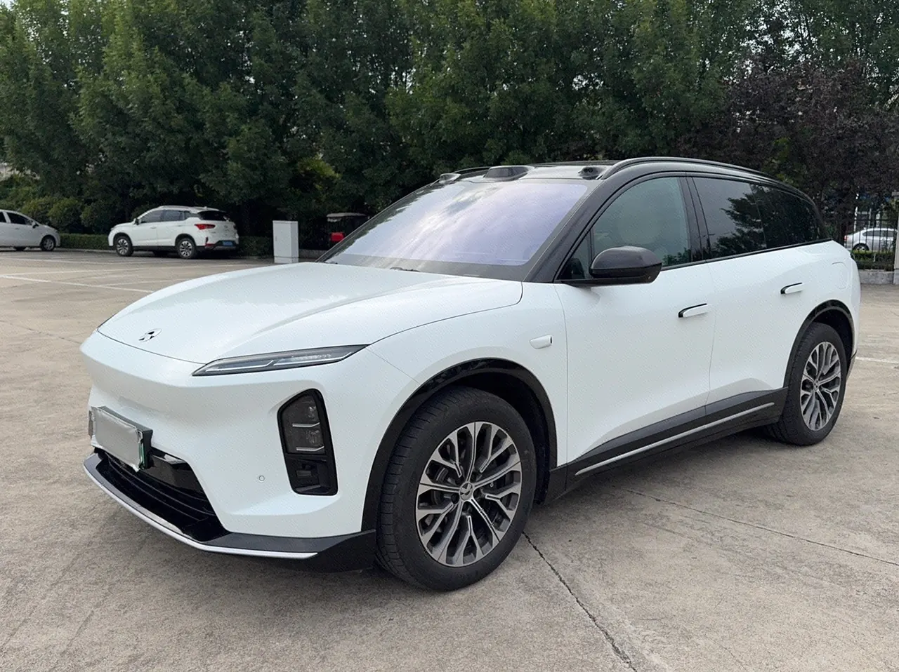 Open image lightbox: NIO 2025 ES6 75kWh automatic gear