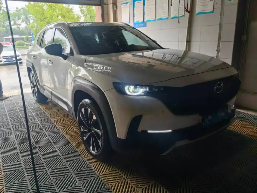 Mazda 2023 CX-50 line also 2.5 intelligent version of automatic gear 3