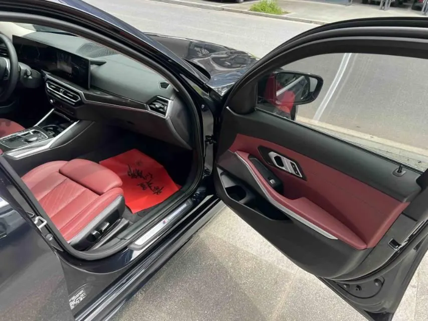 BMW 3 Series 2023 325i 2.0T M Sports Suit Automatic Gear 5