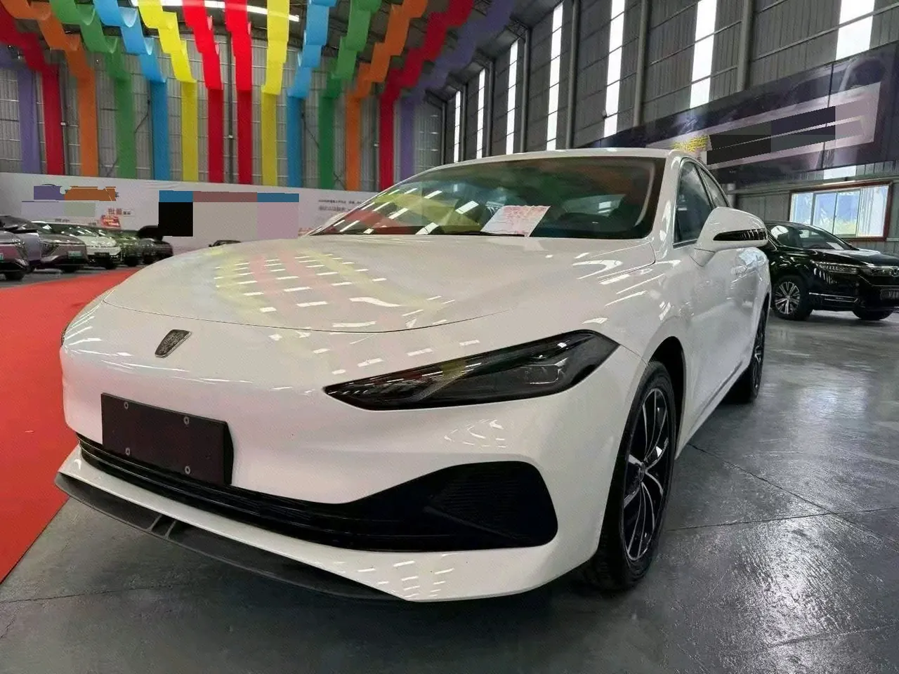 Open image lightbox: Roewe 2023 D7 DMH 1.5 125km Exceed Edition Automatic Gear