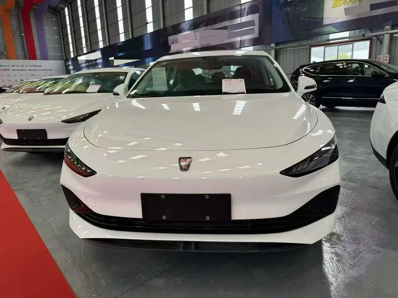 Roewe 2023 D7 DMH 1.5 125km Exceed Edition Automatic Gear 2