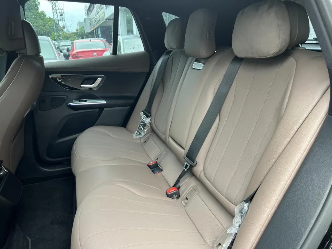 Mercedes Benz 2024 EQE SUV 500 4MATIC EQE SUV 500 4MATIC Pioneer Edition Automatic 10