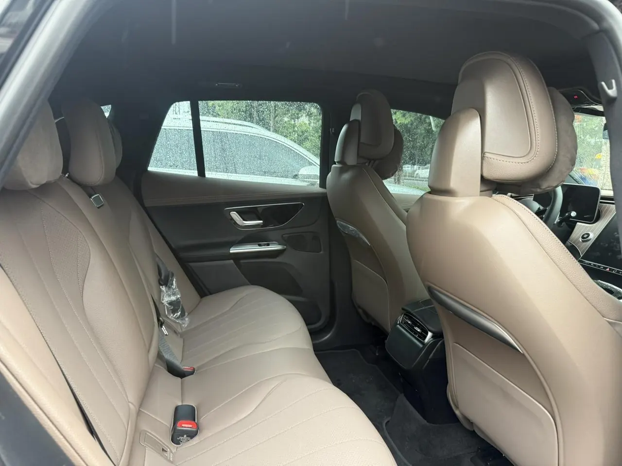 Mercedes Benz 2024 EQE SUV 500 4MATIC EQE SUV 500 4MATIC Pioneer Edition Automatic 19