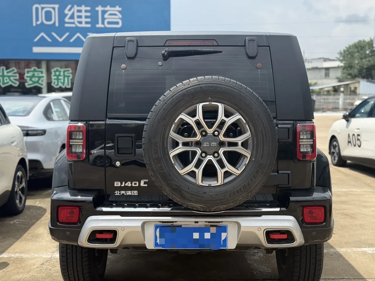 Beijing 2020 BJ40 2.0T 4-wheel drive city hunter version chivalrous automatic gear 2