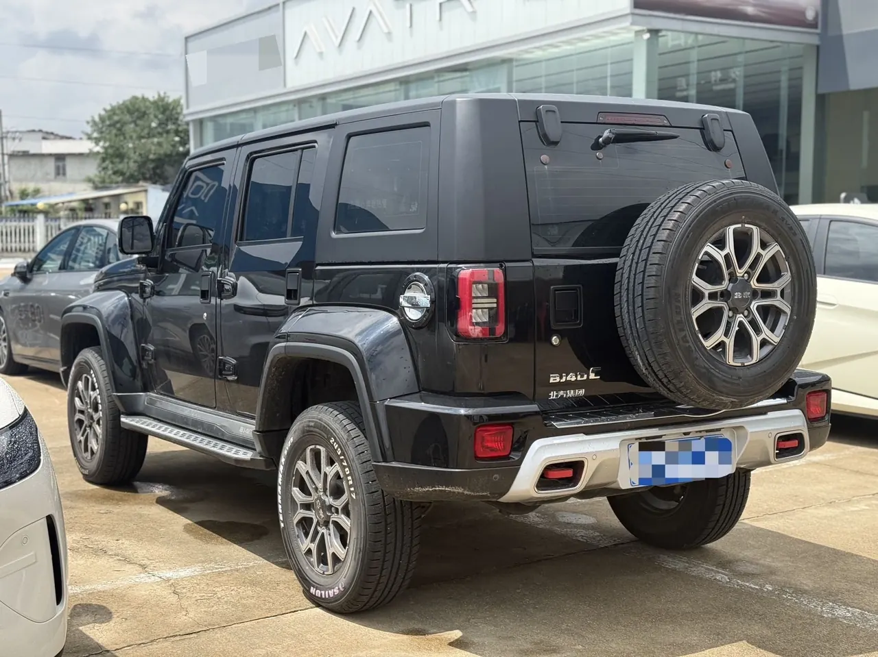 Beijing 2020 BJ40 2.0T 4-wheel drive city hunter version chivalrous automatic gear 3