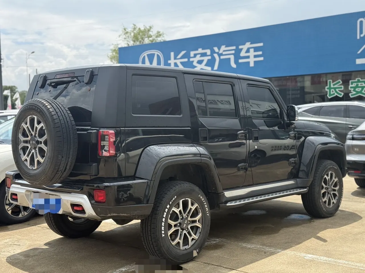 Beijing 2020 BJ40 2.0T 4-wheel drive city hunter version chivalrous automatic gear 4