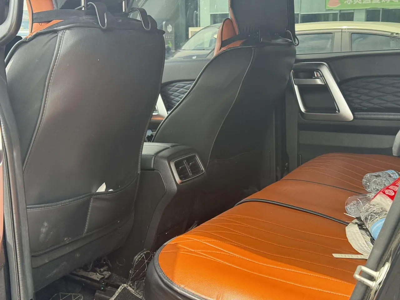 Beijing 2020 BJ40 2.0T 4-wheel drive city hunter version chivalrous automatic gear 7