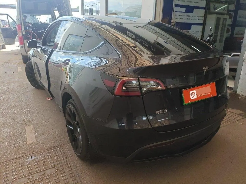 Tesla 2024 Model Y long endurance all-wheel drive version automatic transmission 6