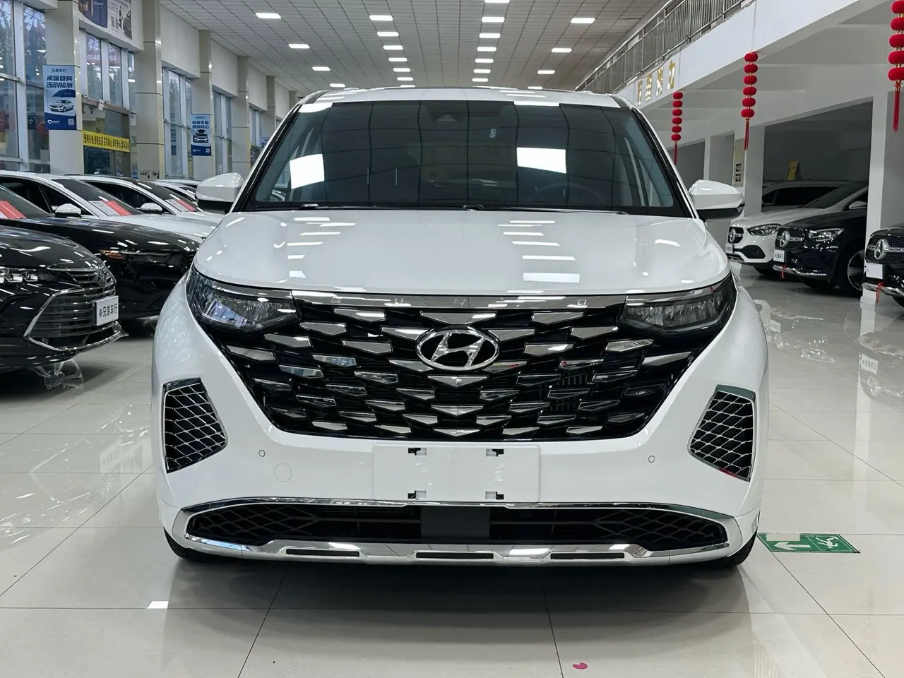 Hyundai 2024 Kusto 1.5TGDi 270TGDi LUX Premium Edition Automatic Gear 2