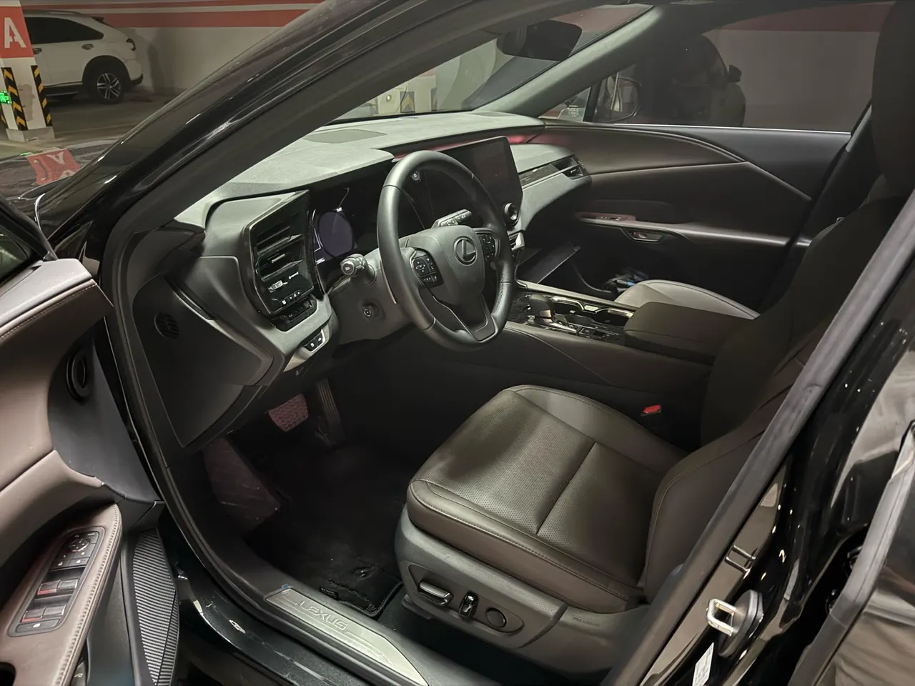 Lexus RX (Imported) 2023 RX350h 2.5 Stepless Two-Drive Comfortable Edition Automatic Gear 2