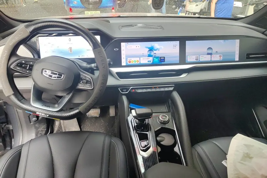 Geely 2024 XingyueL (Monjaro) 2.0TD EVO Two-Drive Long Wind Edition Automatic Gear 4