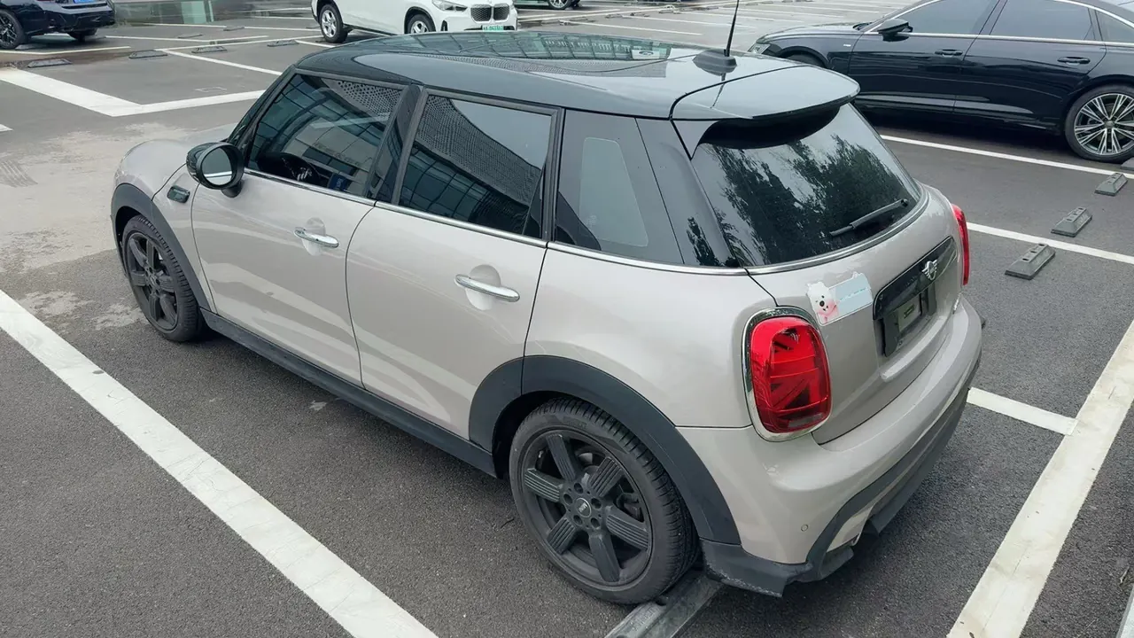 MINI Mini 5-Door (Imported) 2023 Mini Cooper 1.5T Artist (Modified) Automatic Gear 5