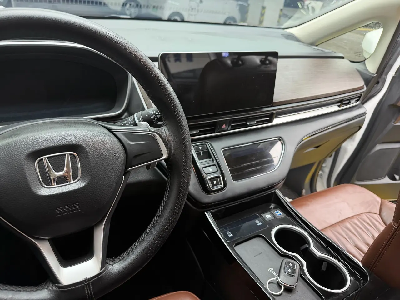 Honda 2024 Odyssey Hybrid 2.0 Stepless Sharp and Pleasant Edition Automatic Gear 2