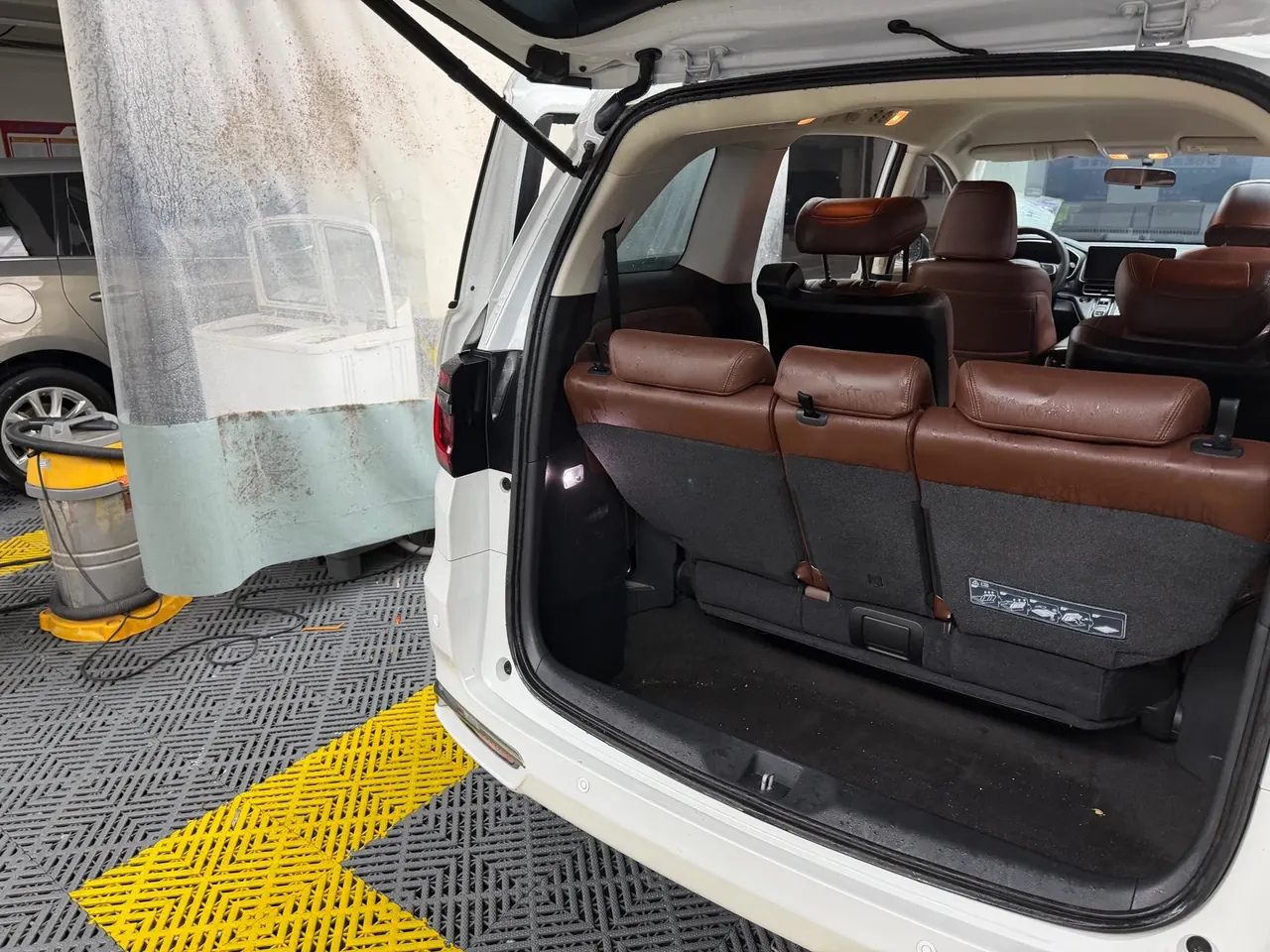 Honda 2024 Odyssey Hybrid 2.0 Stepless Sharp and Pleasant Edition Automatic Gear 4