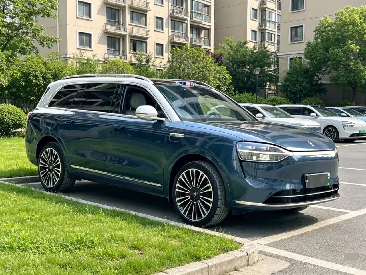 AITO 2024 AITO M9 extended range Ultra 52kWh automatic gear 2