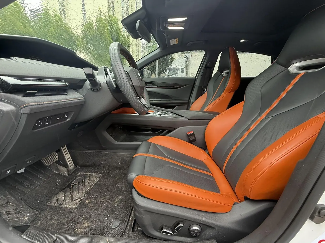 ChangAn 2024 UNI-V 1.5T Distinguished Sports Automatic 4