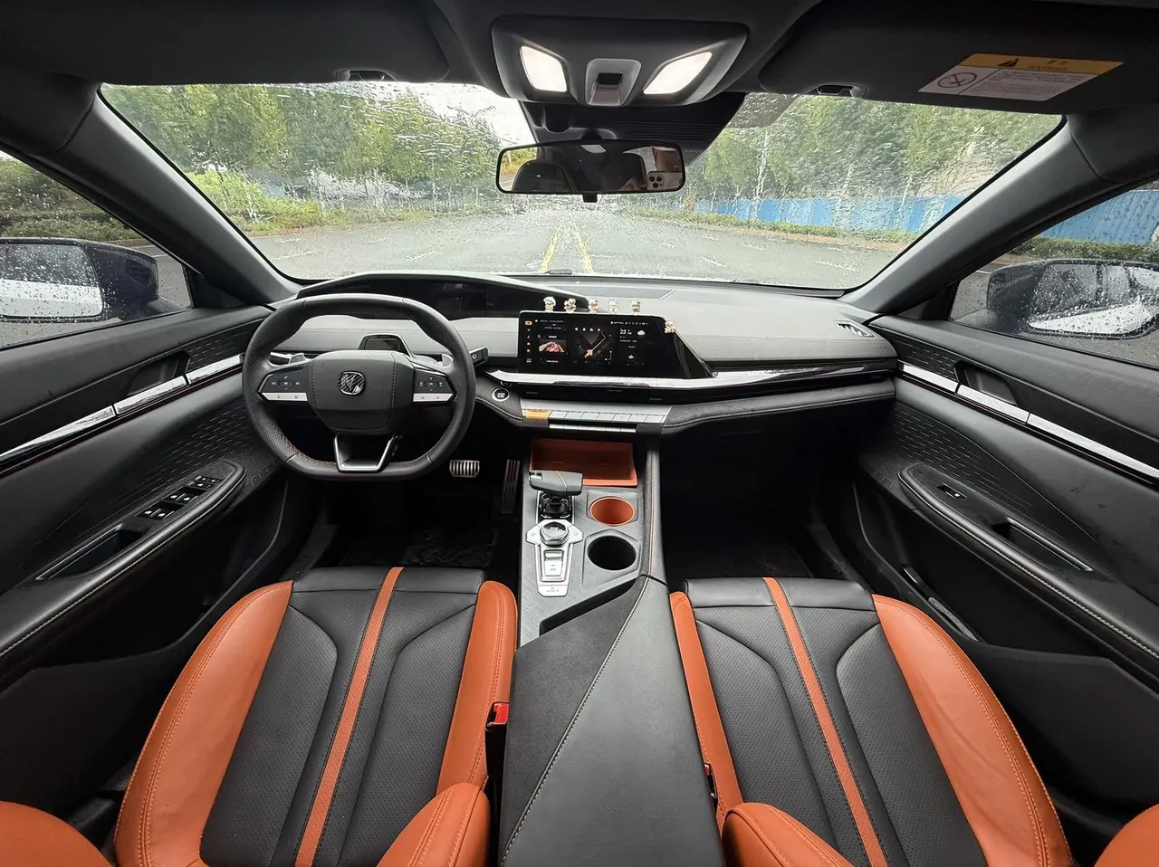 ChangAn 2024 UNI-V 1.5T Distinguished Sports Automatic 6