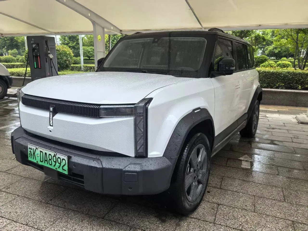 Open image lightbox: ICAR 2024 iCAR 03 401km Two-Drive Standard Yuechao Automatic Gear