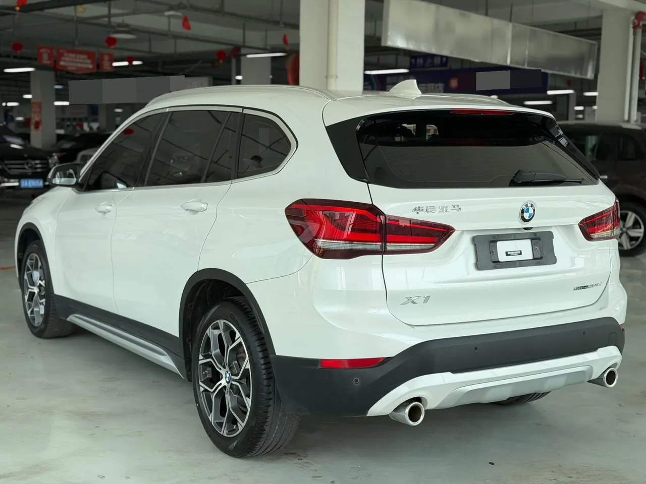 BMW 2022 X1 sDrive20Li 1.5T exclusive automatic gear 7