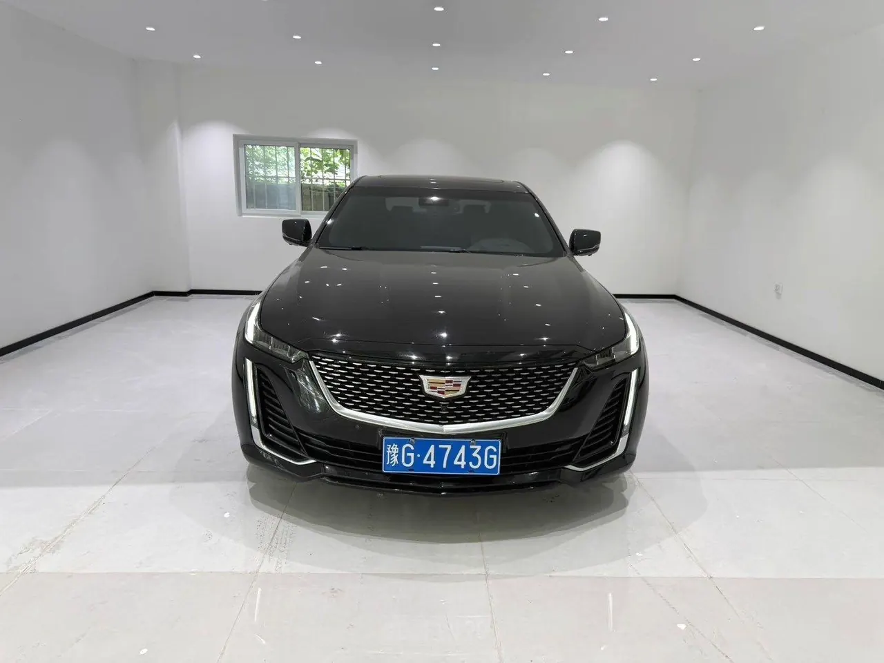 Cadillac 2022 CT5 2.0T 28T fashion automatic gear 2