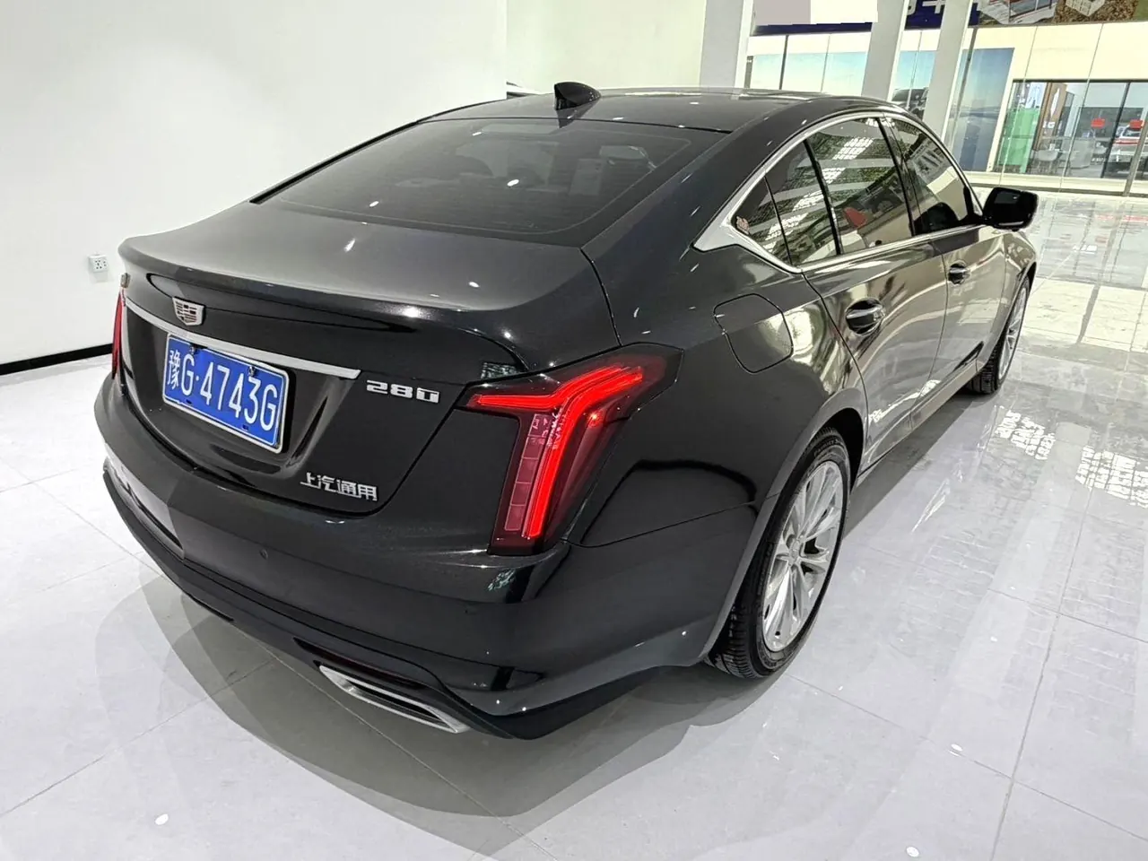Cadillac 2022 CT5 2.0T 28T fashion automatic gear 8