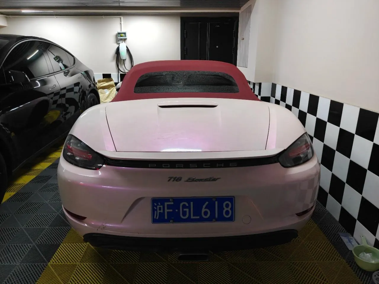 Porsche 718 (Imported) 2020 718 Boxer 2.0T Automatic 7