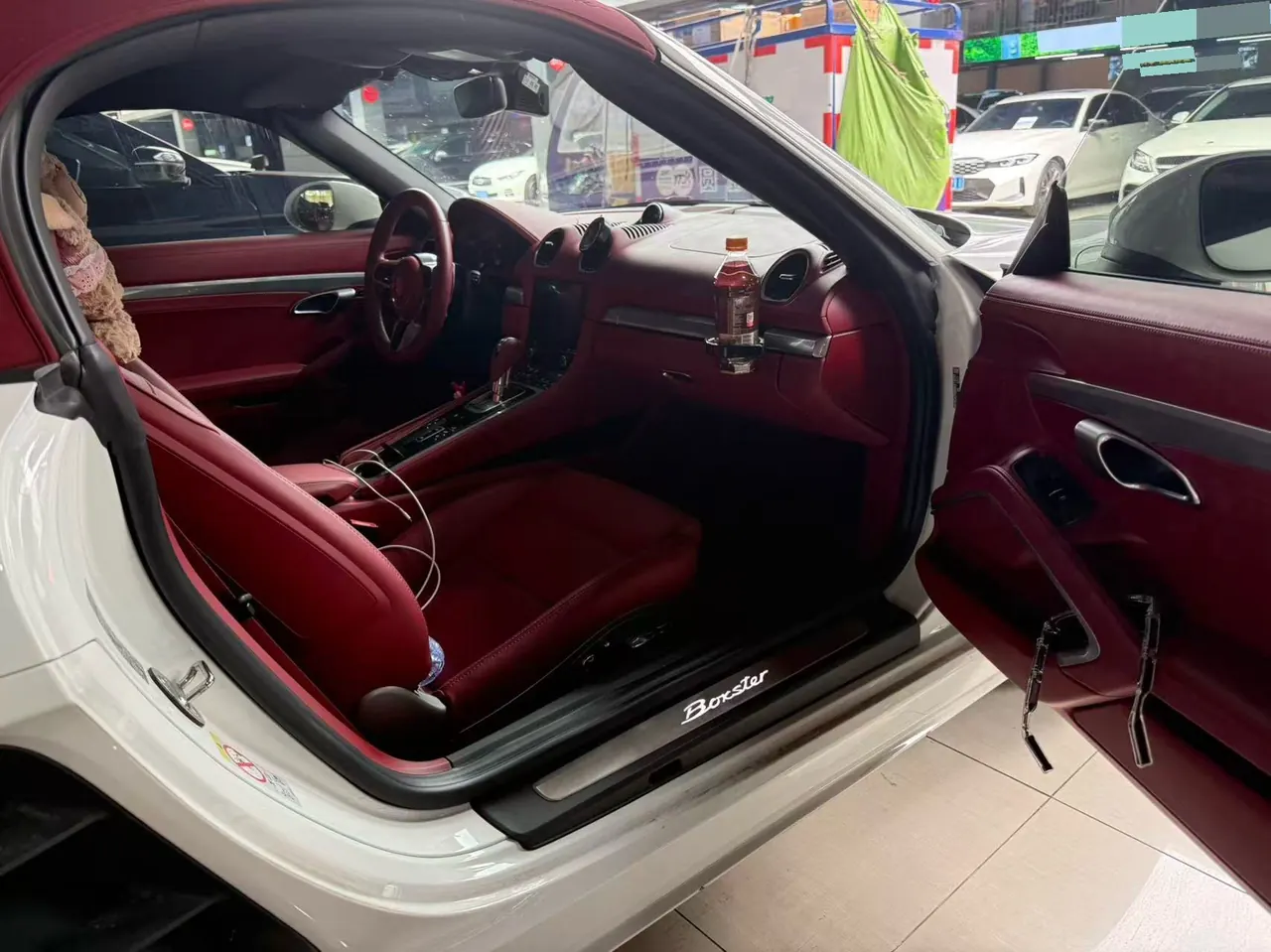 Porsche 718 (Imported) 2023 718 Boxter 2.0T Style Edition Automatic 5