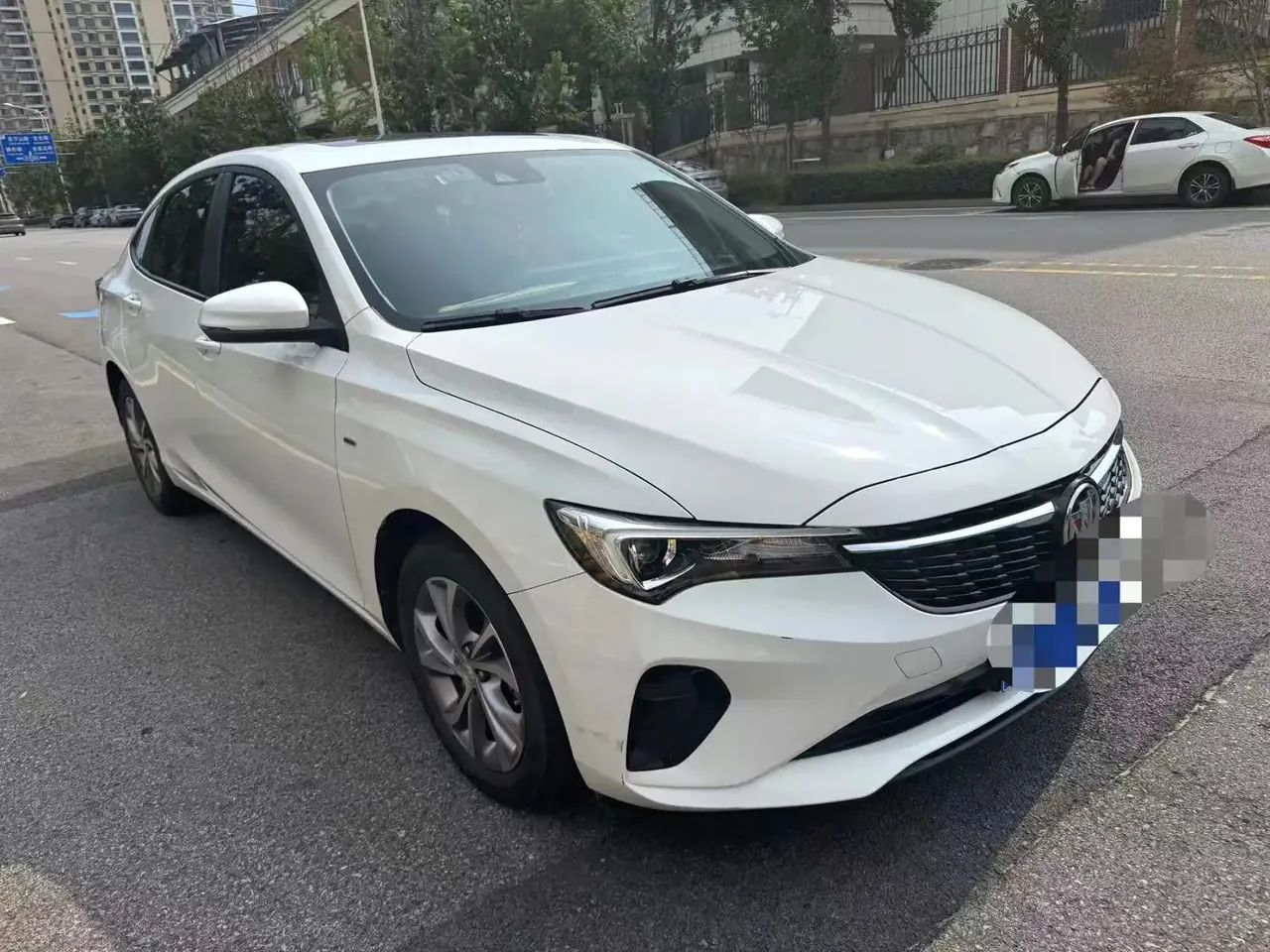 Buick 2023 Weilang Pro 1.5T Stepless Music Edition Automatic Gear 2