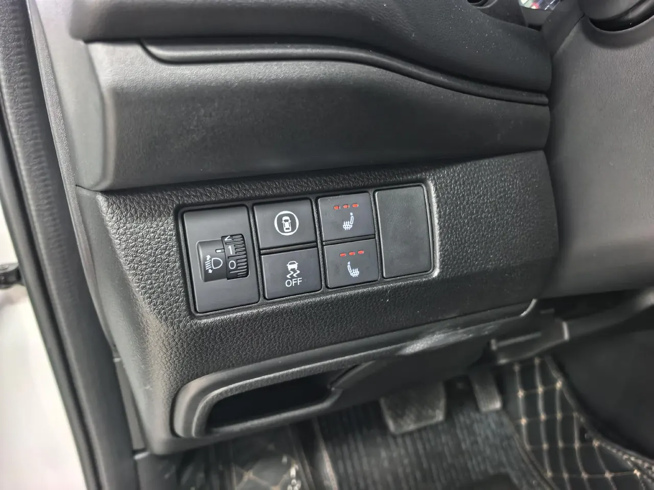 Honda 2023 XR-V 1.5 stepless craze version of automatic gear 10