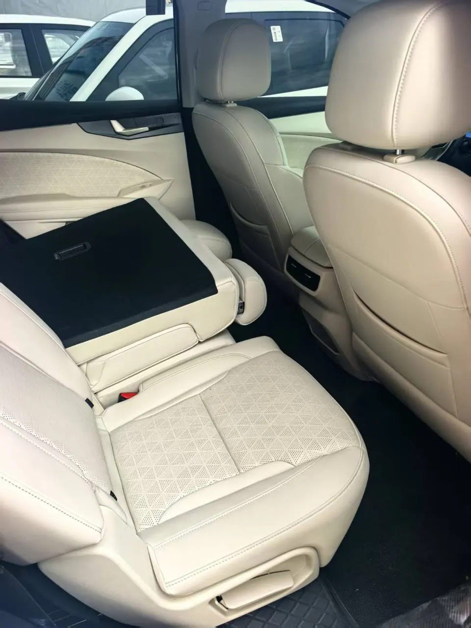 Victory Auto 2024 Kunlun I HD 1.5T Stepless 150km Mountain Edition Automatic Gear 5