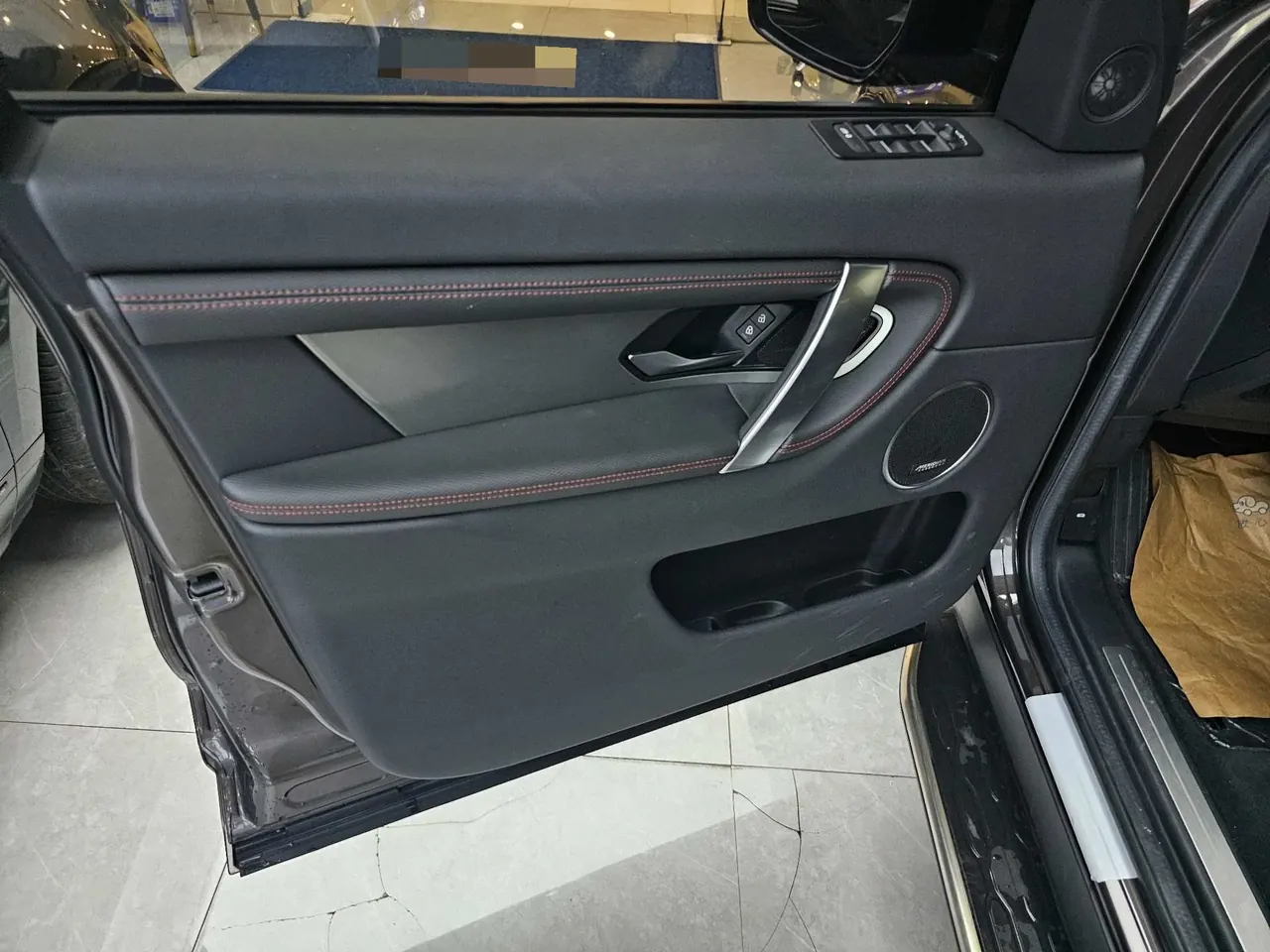 Road Rover 2022 cash discovery sports version 48V 2.0T 249PS metropolitan version 5 automatic gear 3
