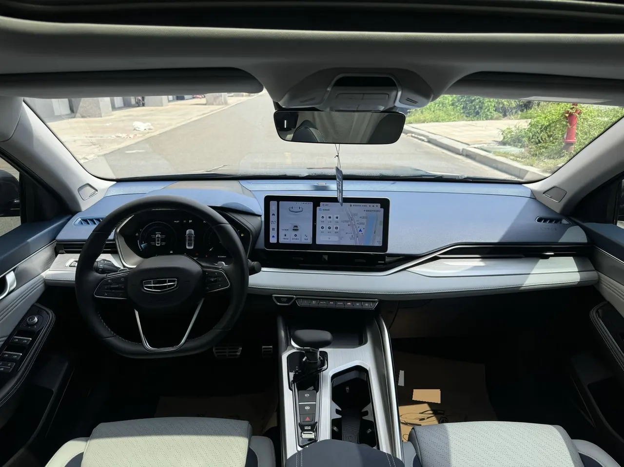 Geely 2023 Xingrui 2.0TD Honorable Automatic Transmission 8