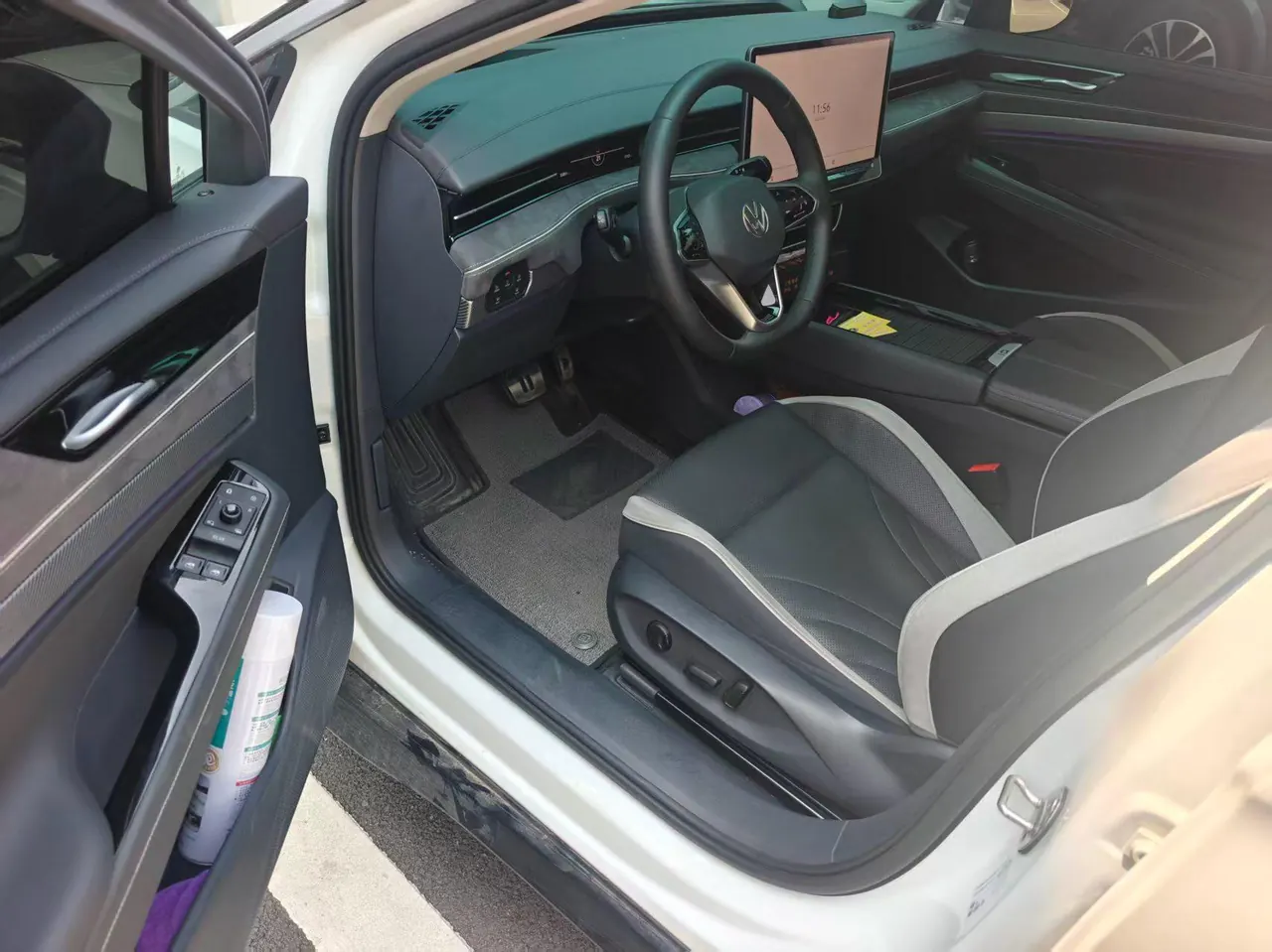 Volkswagen 2024 ID. 7 VIZZION PRO automatic transmission 3