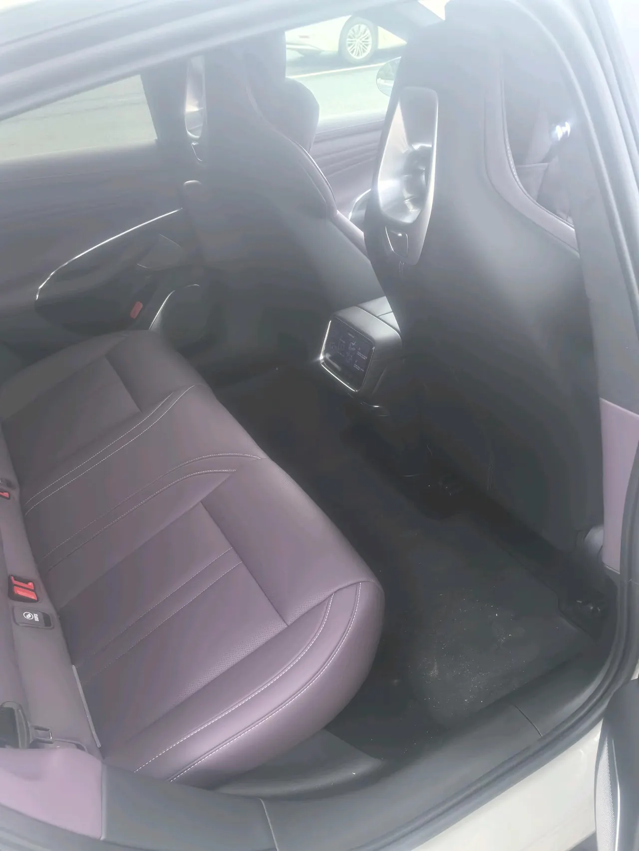 MI 2026 SU7 Standard Edition Automatic Gear 4