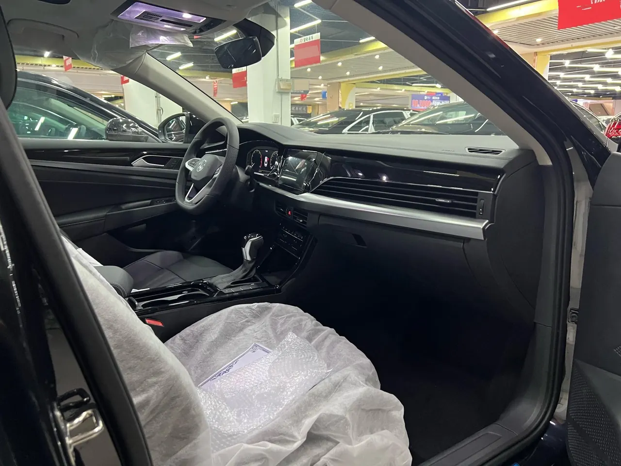 Volkswagen 2026 Passat 2.0TSI 380TSI Subut Longteng Edition Automatic Gear 9