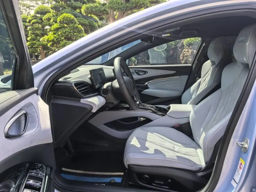 BYD 2022 seals 700km long endurance rear drive automatic gear 4