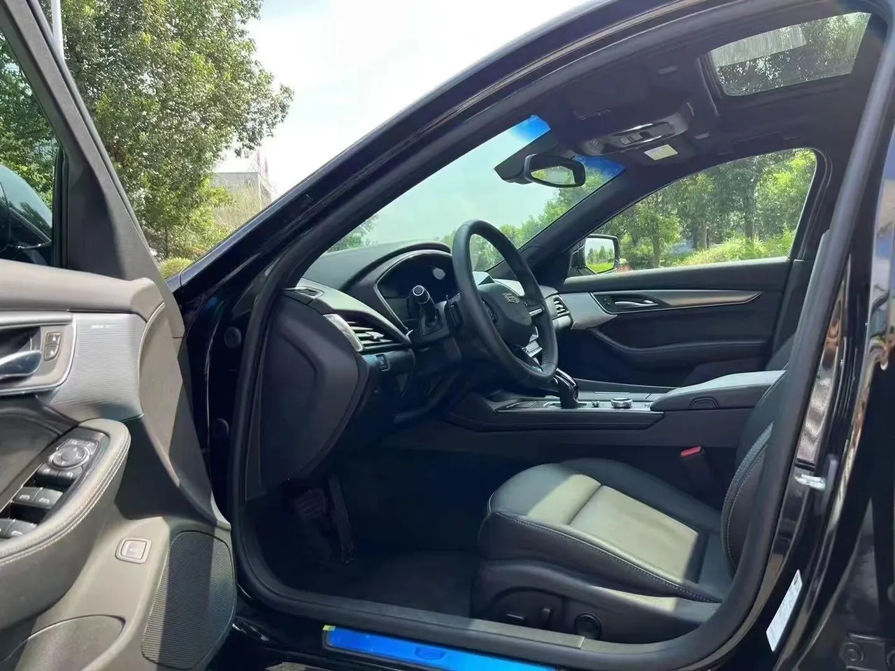 Cadillac 2020 CT5 2.0T 28T Platinum Sports Edition (Modified) Automatic Gear 4