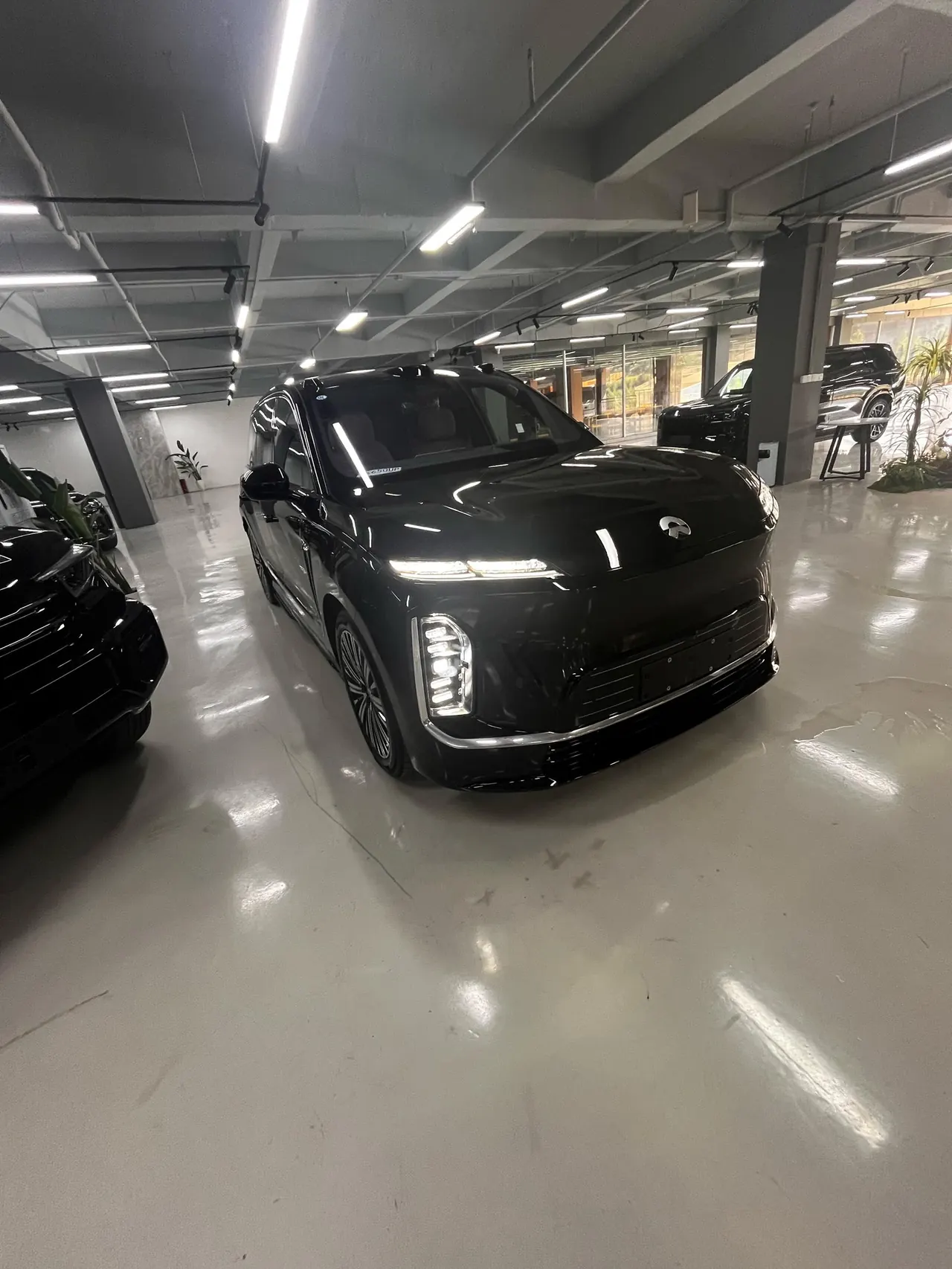 NIO 2026 ES 9 102kWh Executive Island Deluxe Automatic Gear 3