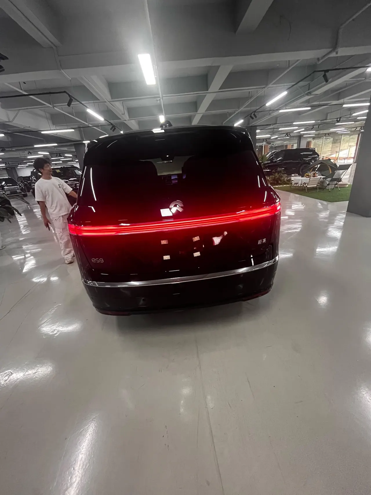 NIO 2026 ES 9 102kWh Executive Island Deluxe Automatic Gear 5
