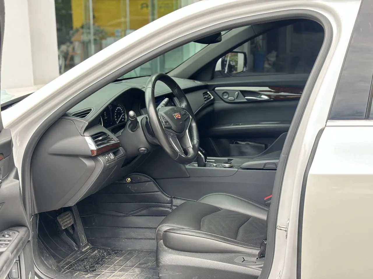 Cadillac 2020 CT6 2.0T 28T Elite Automatic 3