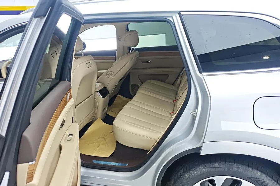 AITO 2024 AITO M 350.00g Drive Plus Edition 5-seat Automatic Gear 6