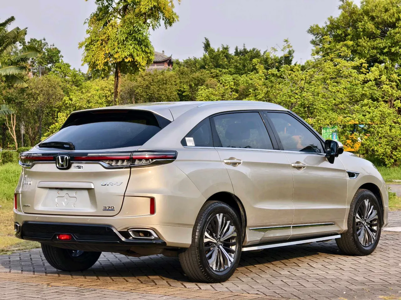 Honda 2020 UR-V 2.0T 370TURBO 4-wheel drive exclusive automatic gear 9