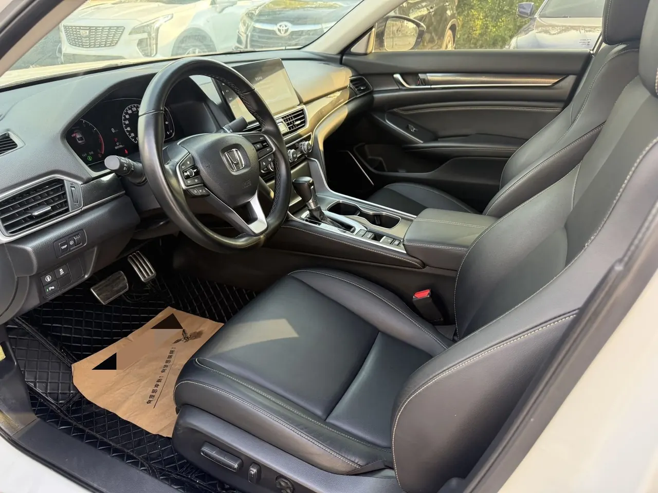 Honda 2022 10th Generation Accord 1.5T Stepless 260TURBO Magic Night Premium Edition Automatic Gear 7