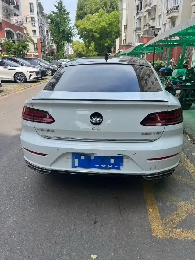 Volkswagen 2021 CC 2.0TSI 380TSI eye-catching automatic gear 2